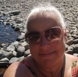 Meet your Posher, Renee